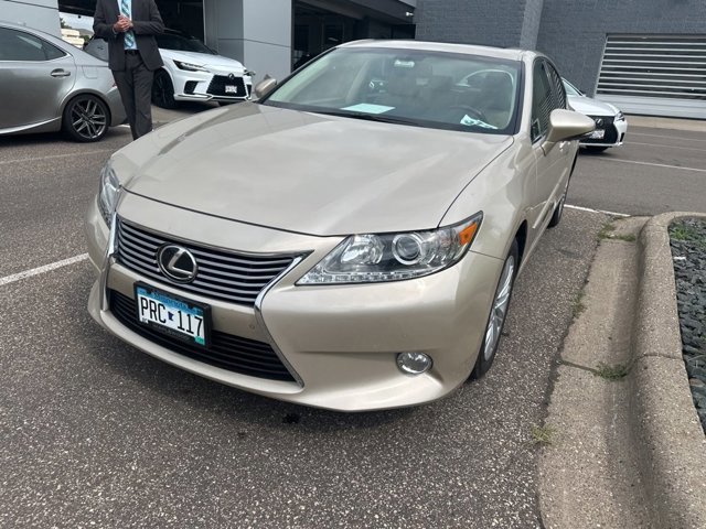 Used 2013 Lexus ES 350 with VIN JTHBK1GG5D2016263 for sale in Oakbrook Terrace, IL