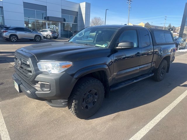 Used 2018 Toyota Tacoma SR with VIN 5TFSX5EN6JX058659 for sale in Maplewood, Minnesota