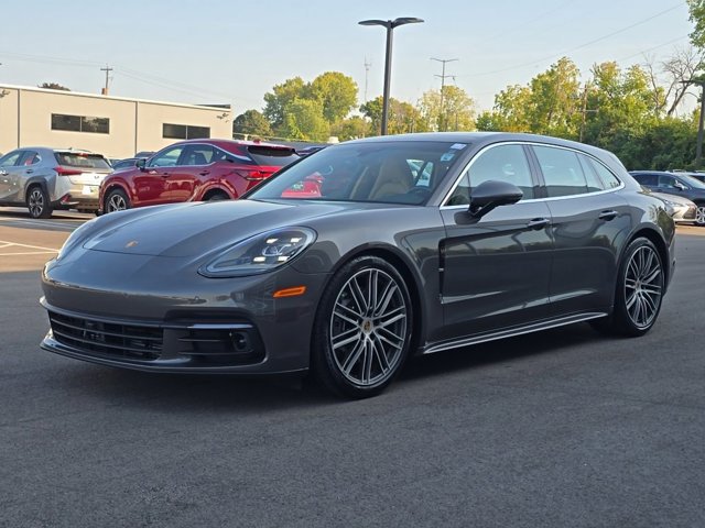 2018 Porsche Panamera 4 Sport Turismo photo 3