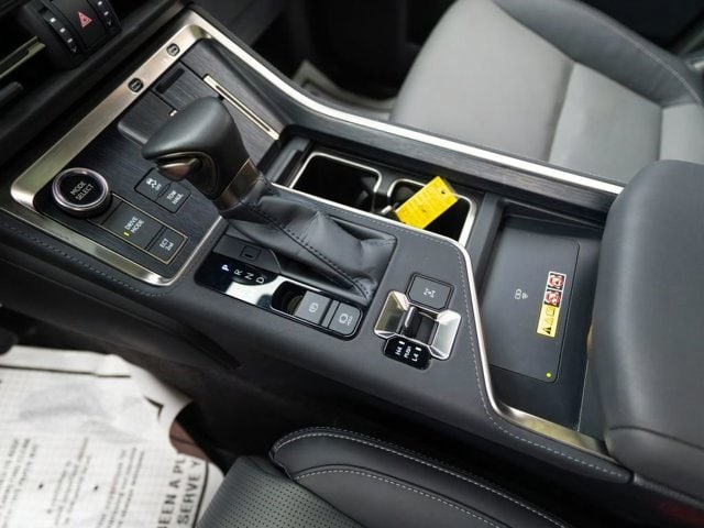 2024 Lexus GX Luxury - Photo 27