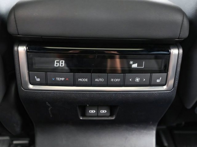 2024 Lexus GX Luxury - Photo 37