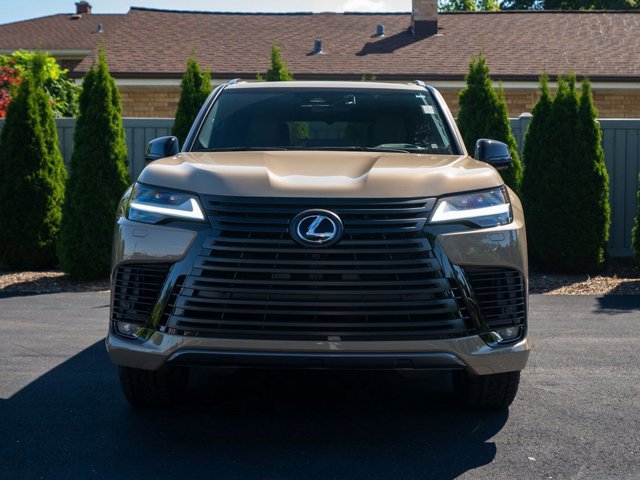 2025 Lexus LX photo 2