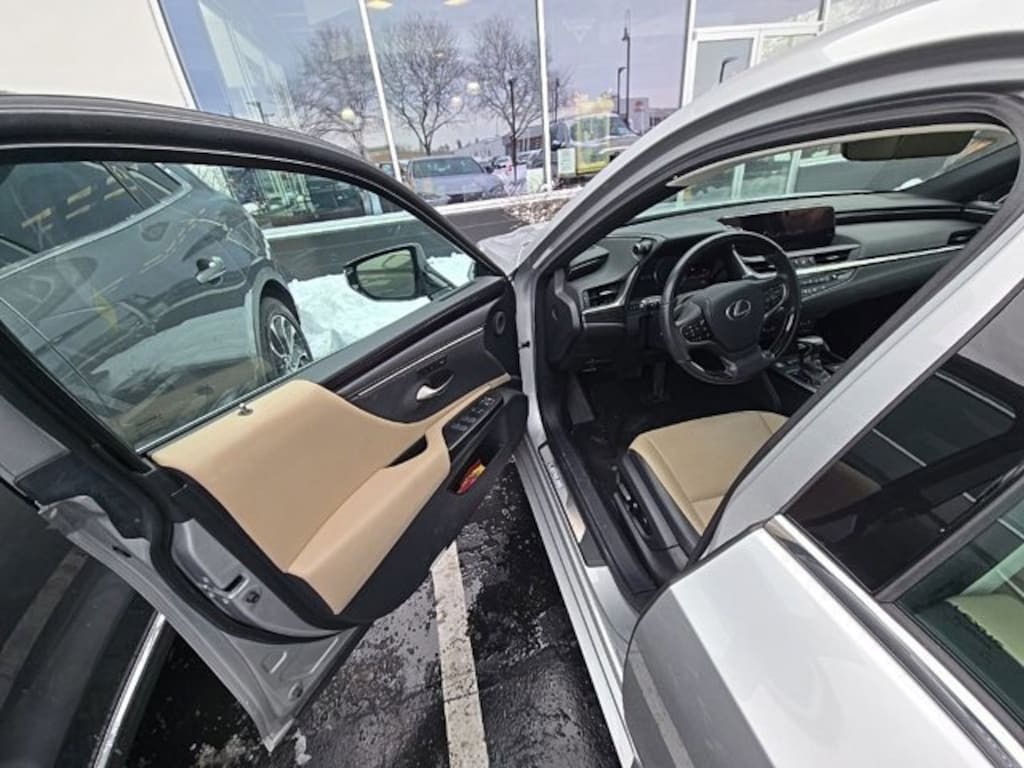 Used 2020 Lexus ES ES 300h Sedan