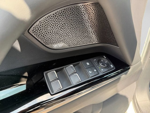 2026 Lexus LX 600 Premium - Photo 20