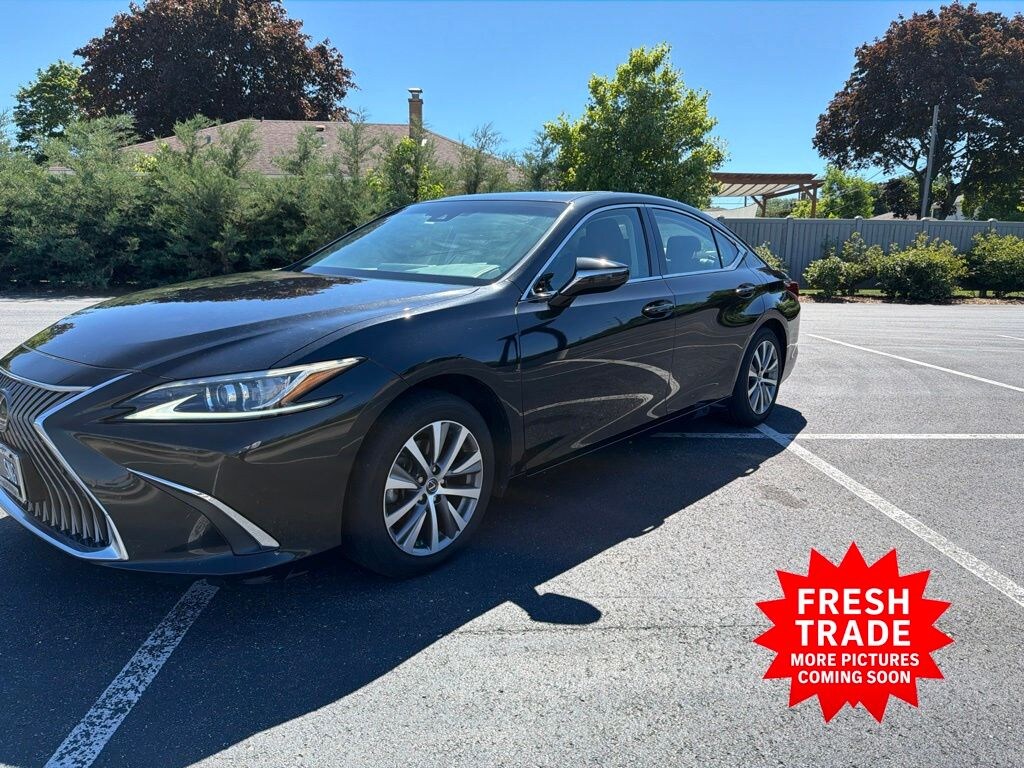 Used 2020 Lexus ES 350 Sedan