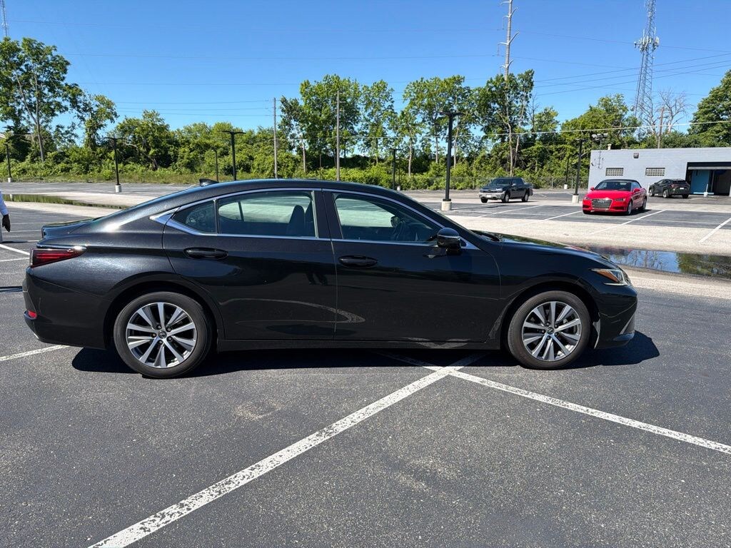 Used 2020 Lexus ES 350 Sedan