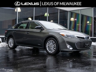 2013 Toyota Avalon Hybrid Limited Sedan