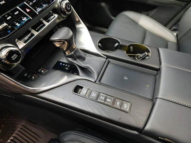 2024 Lexus LX Luxury - Photo 30
