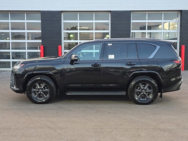 2025 Lexus LX photo 3