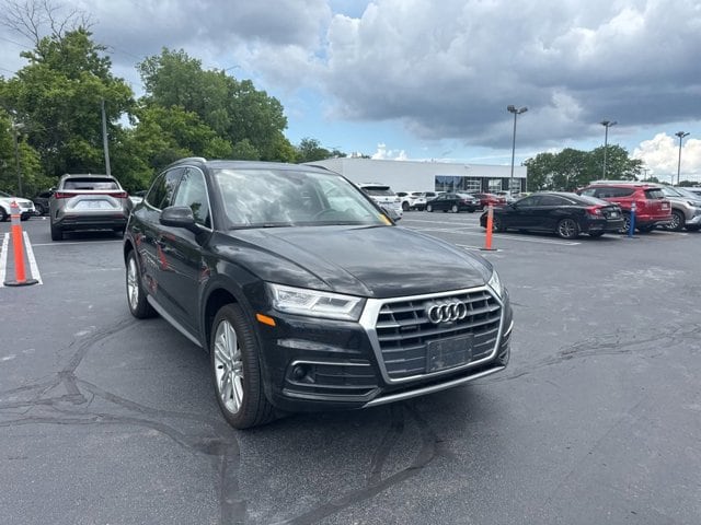 Used 2018 Audi Q5 Prestige with VIN WA1CNAFY2J2159328 for sale in Glendale, WI