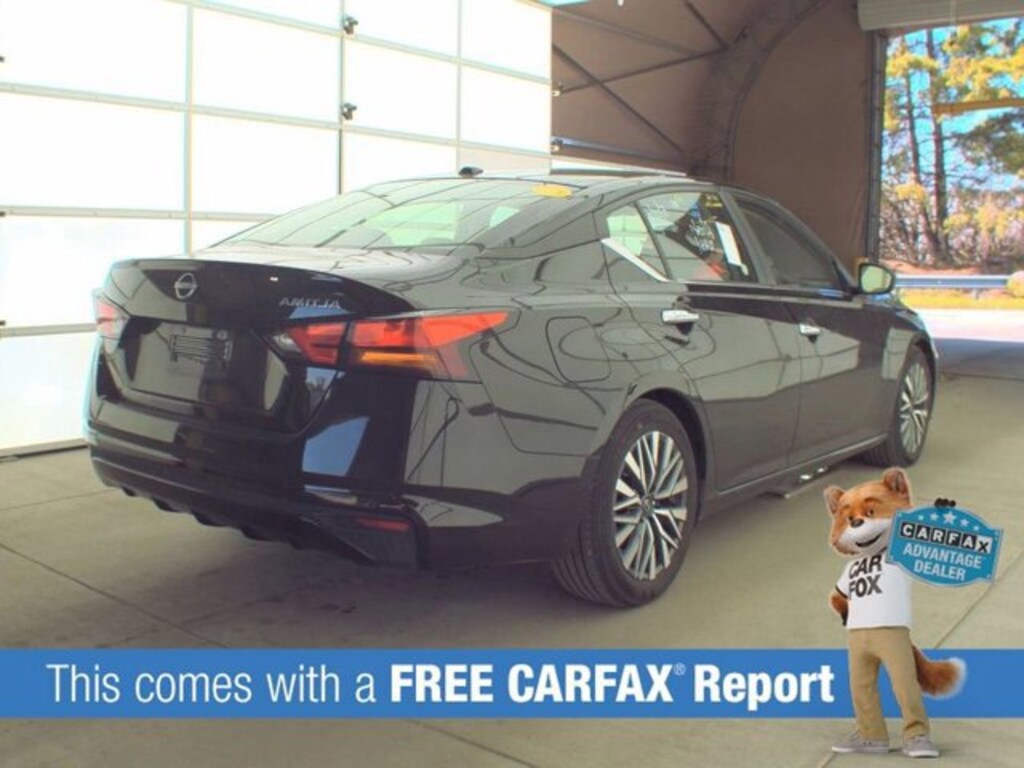 Used 2025 Nissan Altima SV Sedan