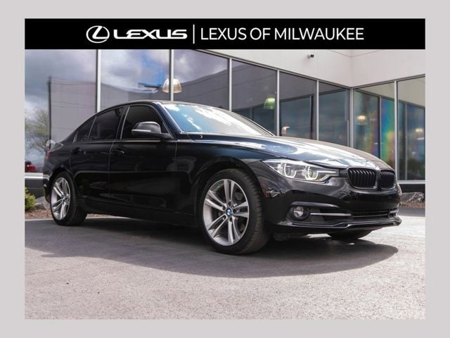 2018 BMW 3 Series 330i xDrive Sedan's photo