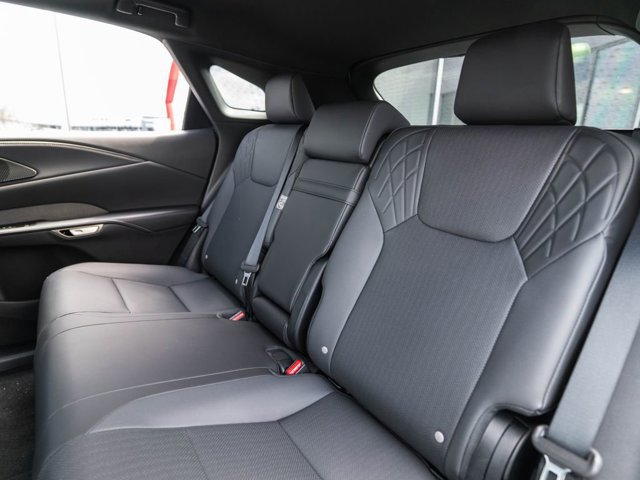 2026 Lexus RX 450h+ Premium - Photo 31