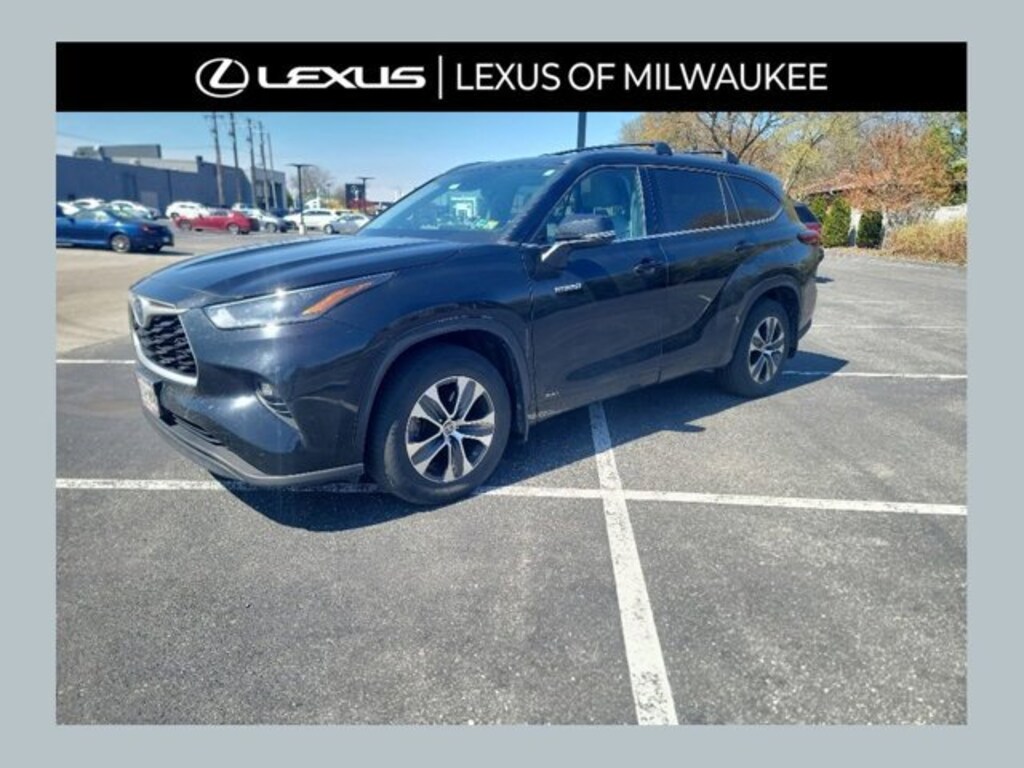 Used 2021 Toyota Highlander Hybrid XLE SUV
