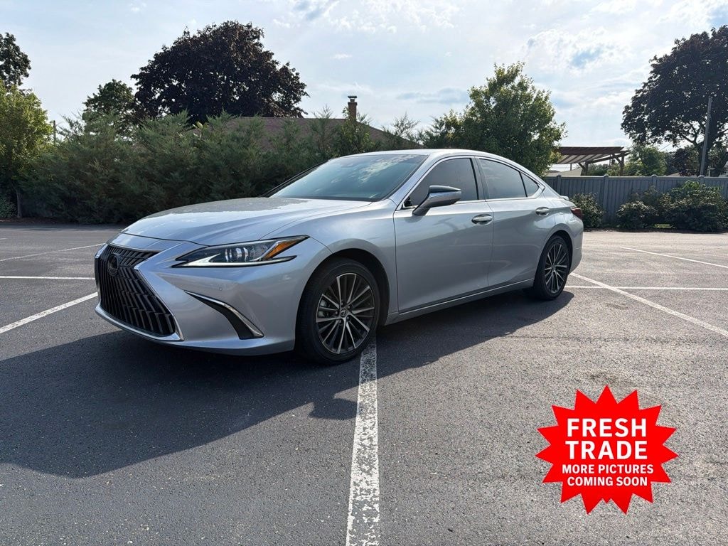 Used 2024 Lexus ES 300h Sedan