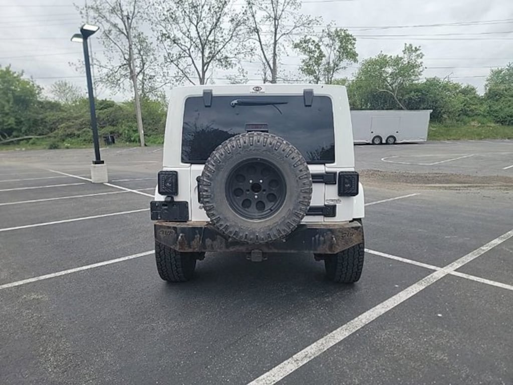 Used 2012 Jeep Wrangler Unlimited Sahara SUV
