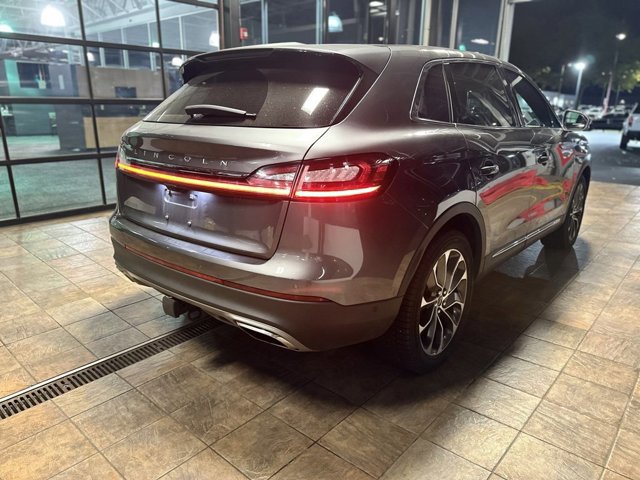 2021 Lincoln Nautilus Reserve photo 4