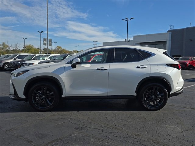 2025 Lexus NX 450h+ Luxury AWD photo 2
