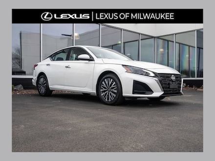 2023 Nissan Altima 2.5 SV Sedan