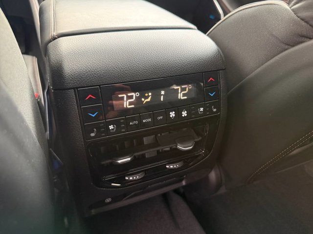 2022 Jeep Grand Cherokee L Summit Reserve - Photo 11