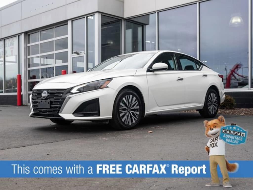 Used 2023 Nissan Altima 2.5 SV Sedan