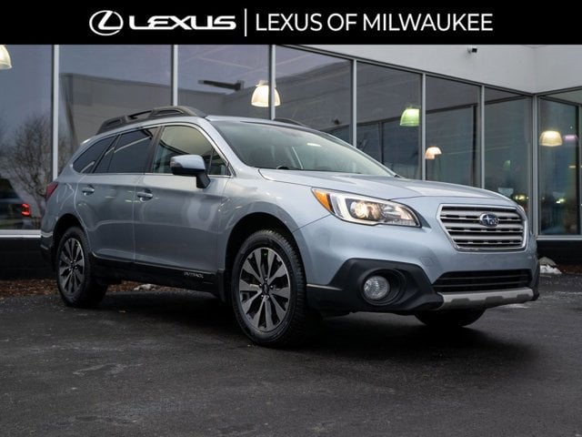 2015 Subaru Outback Limited's photo