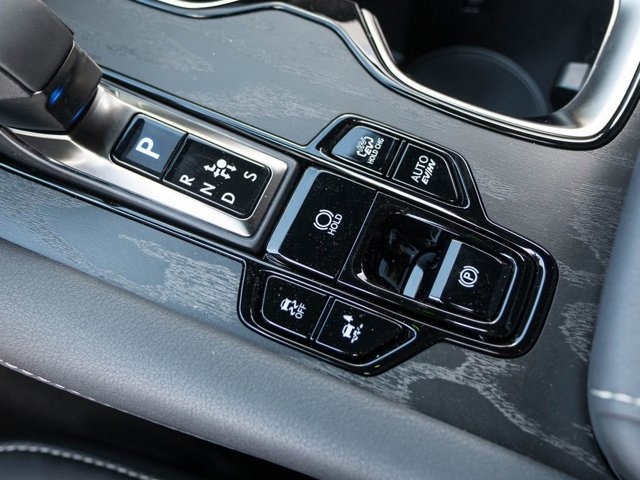 2026 Lexus RX 450h+ Premium - Photo 25