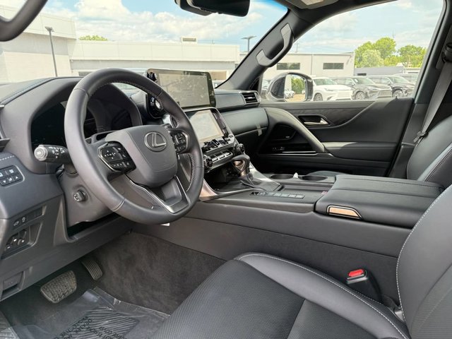 2026 Lexus LX 600 Premium - Photo 35