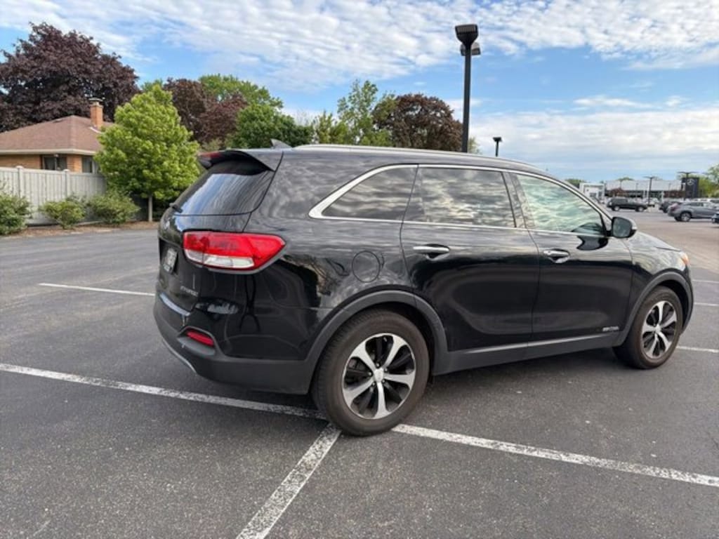 Used 2016 Kia Sorento EX SUV