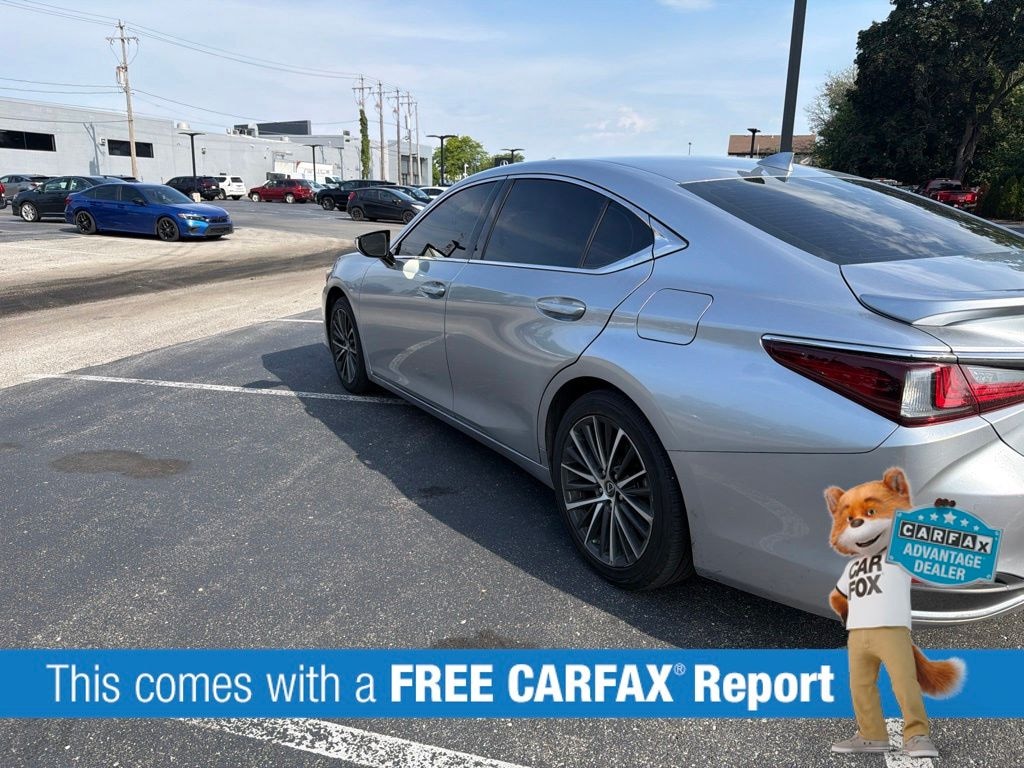 Used 2024 Lexus ES 300h Sedan