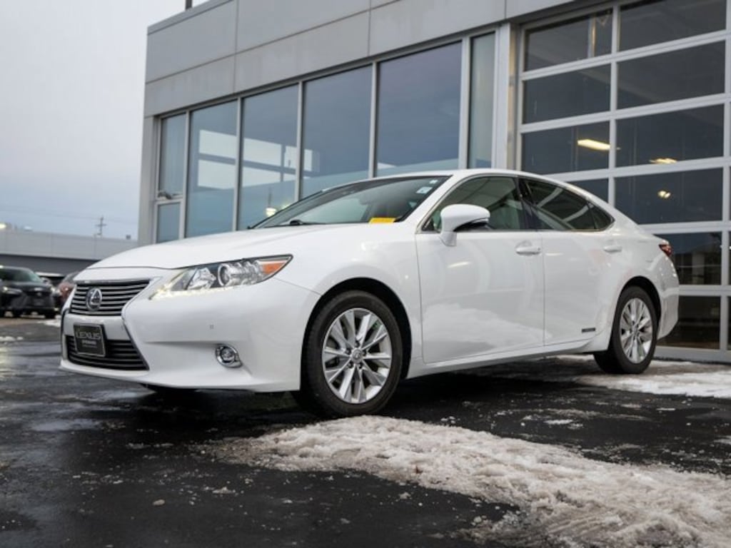 Used 2014 Lexus ES 300h Hybrid Sedan
