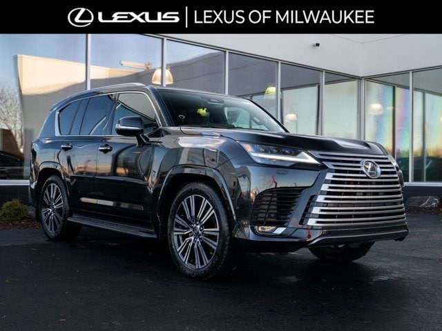 2026 Lexus LX Luxury's photo