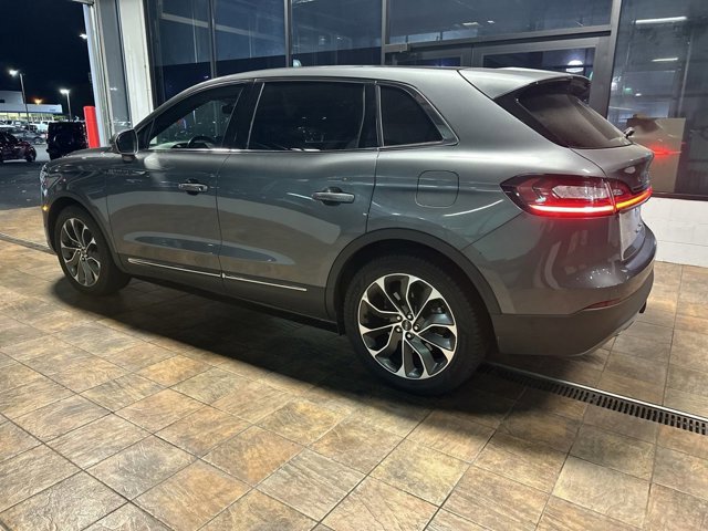 2021 Lincoln Nautilus Reserve photo 3