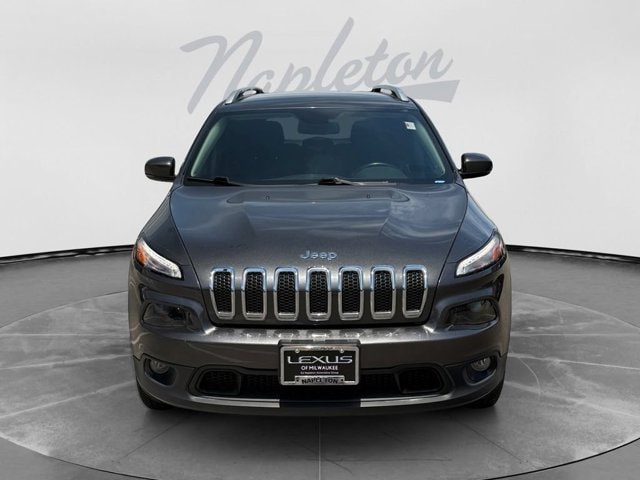 Used 2017 Jeep Cherokee Latitude with VIN 1C4PJMCB0HW543910 for sale in Glendale, WI