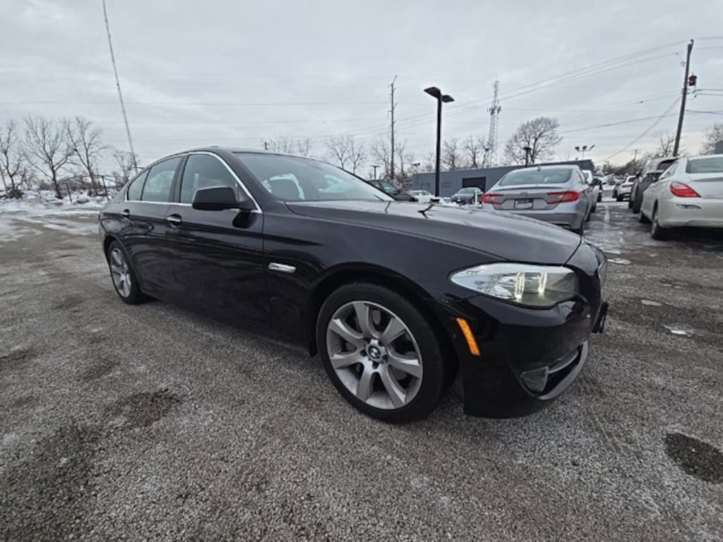 Used 2013 BMW 5 Series 550i xDrive Sedan