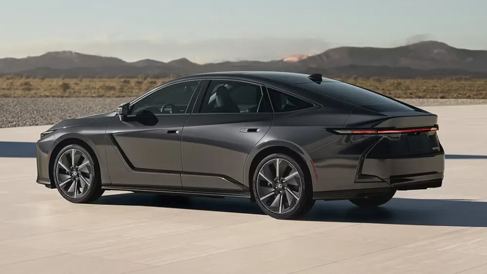 new Lexus ES Milwaukee