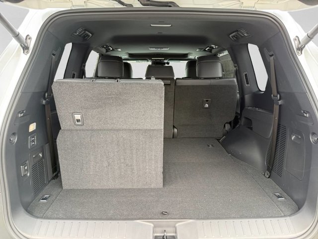 2026 Lexus LX 600 Premium - Photo 33