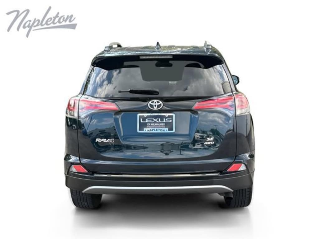 Used 2018 Toyota RAV4 SE SUV