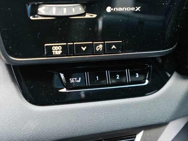 2026 Lexus RX 450h+ Premium - Photo 23