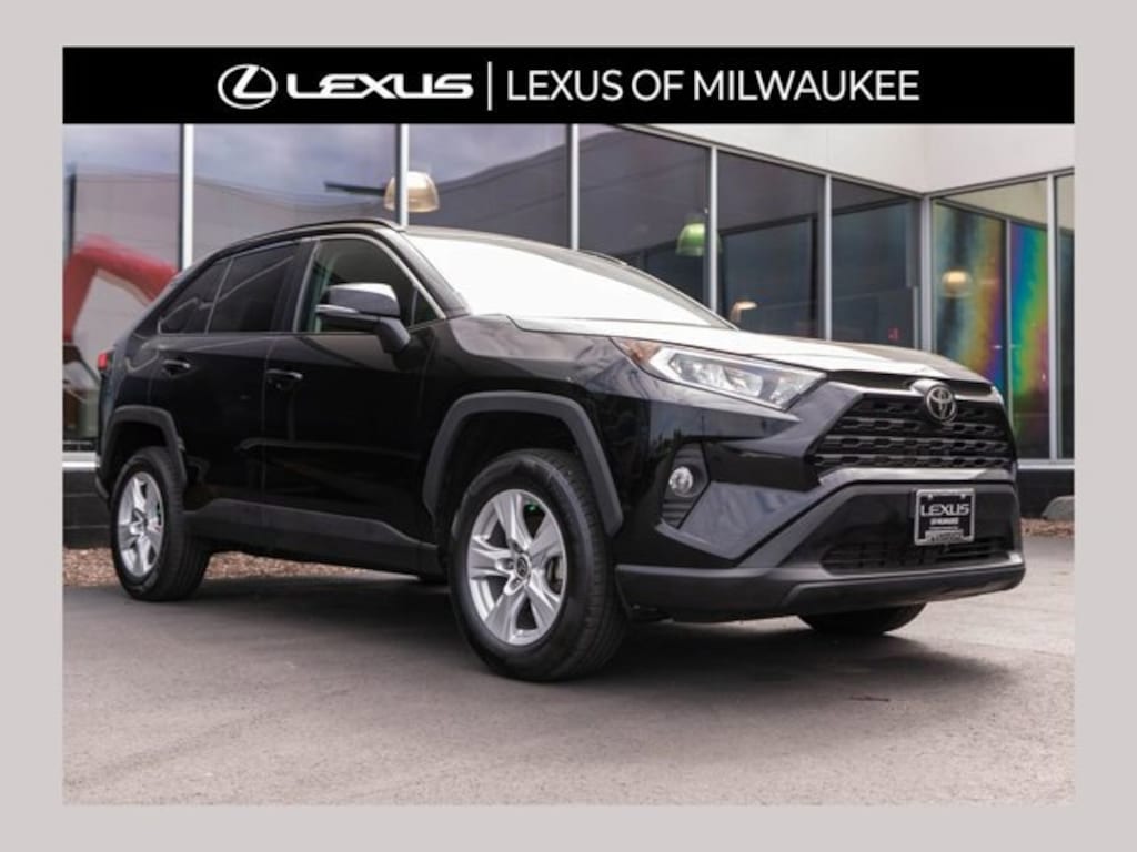 Used 2021 Toyota RAV4 XLE SUV