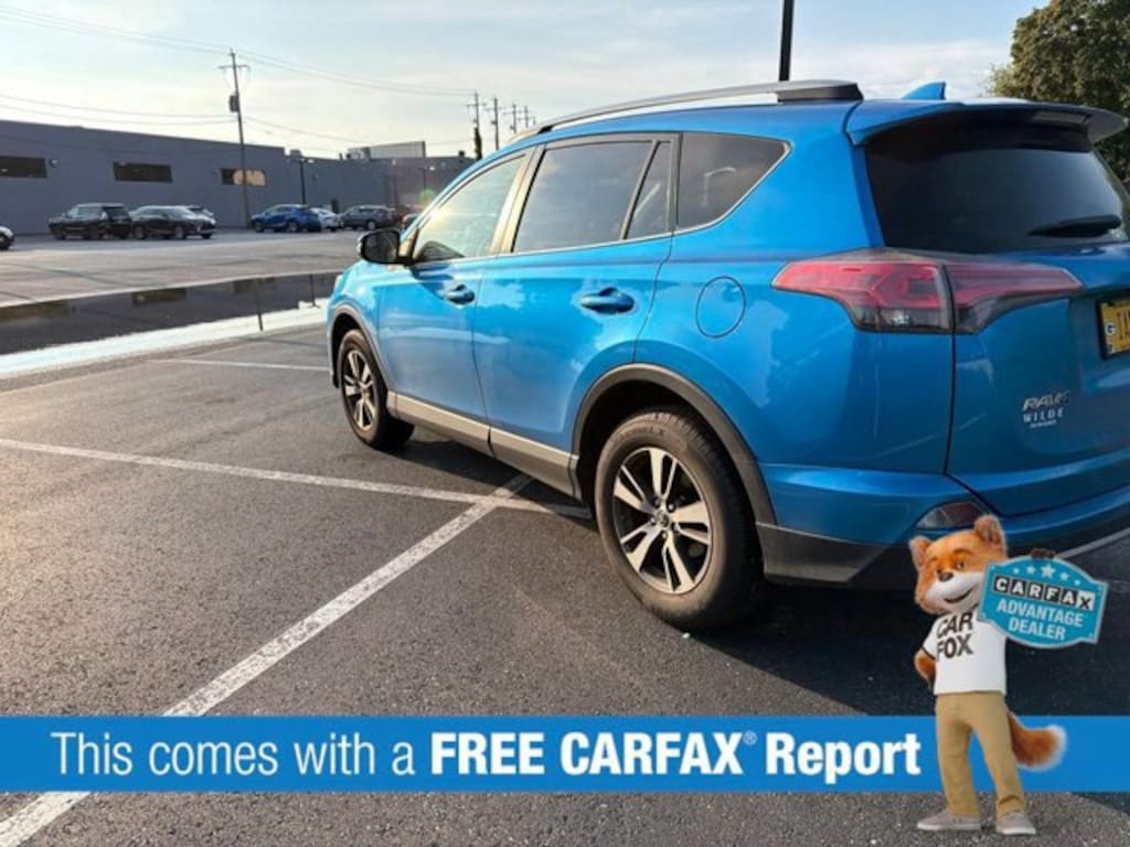 Used 2017 Toyota RAV4 XLE SUV