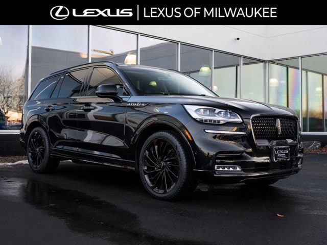 2022 Lincoln Aviator Reserve's photo