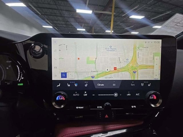 2024 Lexus NX 350h Luxury photo 4