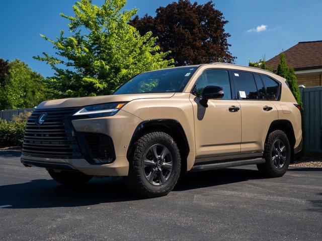 2025 Lexus LX photo 3