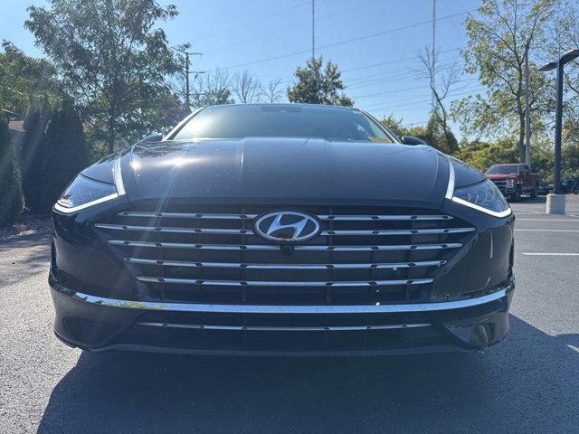 2023 Hyundai Sonata Hybrid Limited photo 2