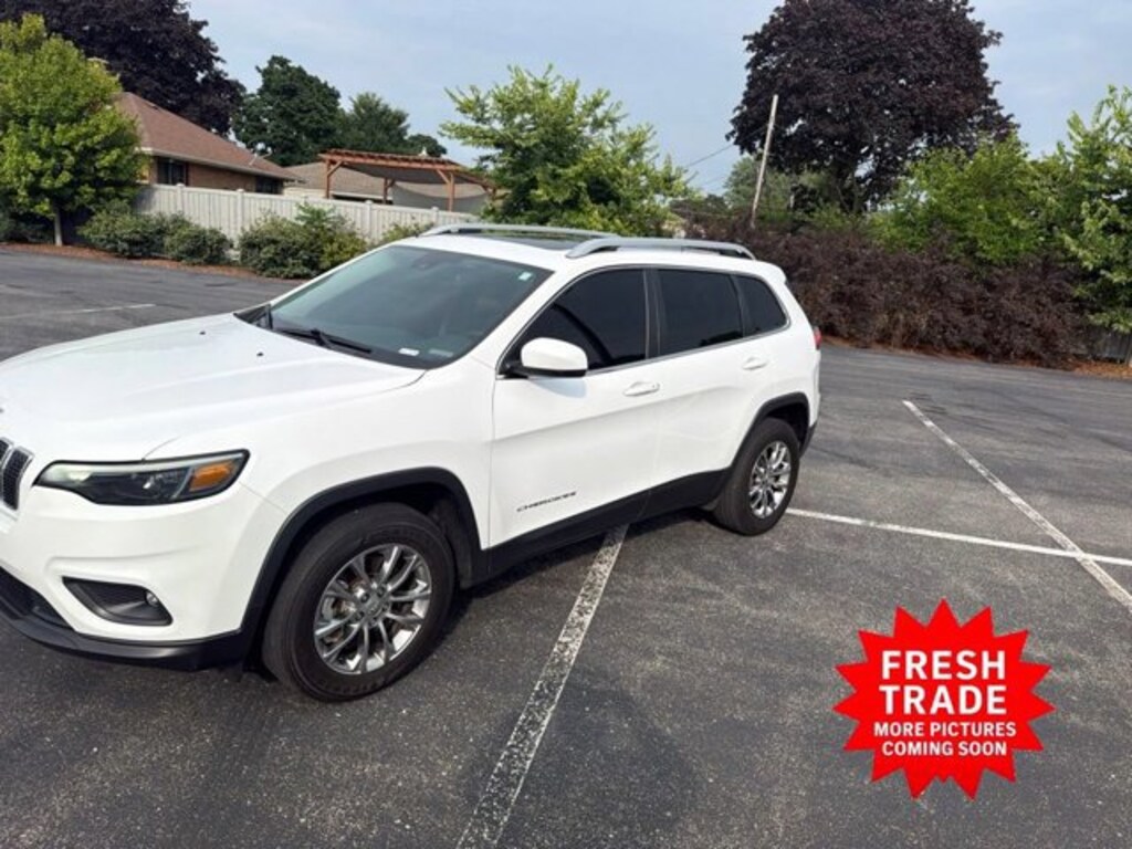 Used 2021 Jeep Cherokee Latitude Plus SUV