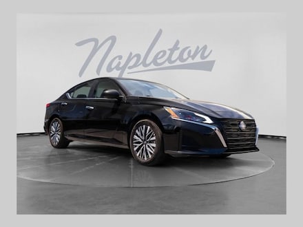 2025 Nissan Altima SV Sedan
