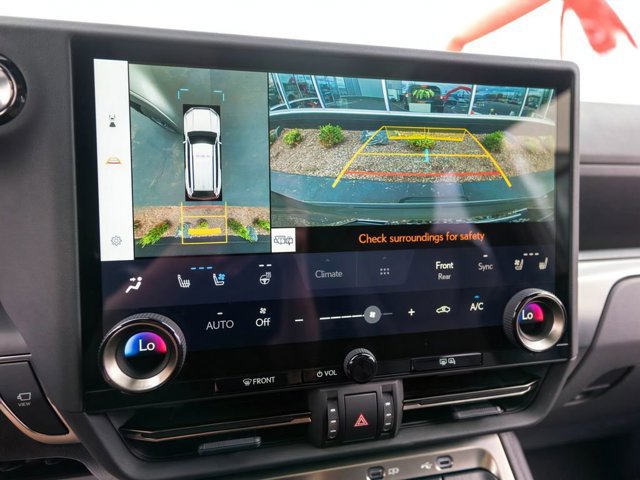 2024 Lexus GX Luxury - Photo 35