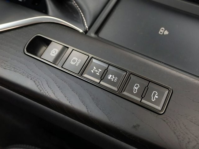 2024 Lexus LX Luxury - Photo 31