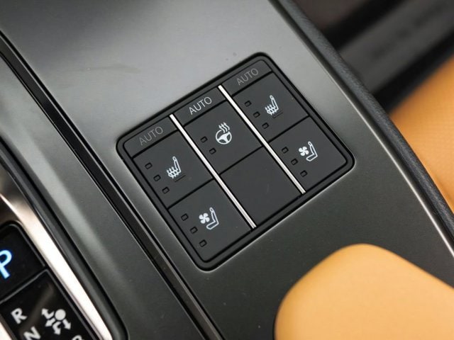 2026 Lexus UX Hybrid 300h Premium - Photo 26
